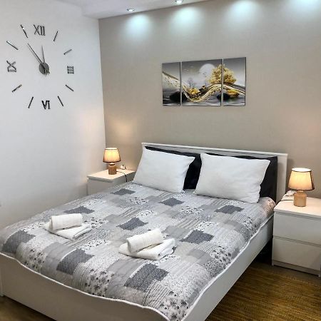 Apartments Biro Суботиця Екстер'єр фото