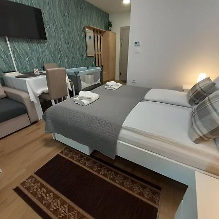 Apartments Biro Суботиця Екстер'єр фото