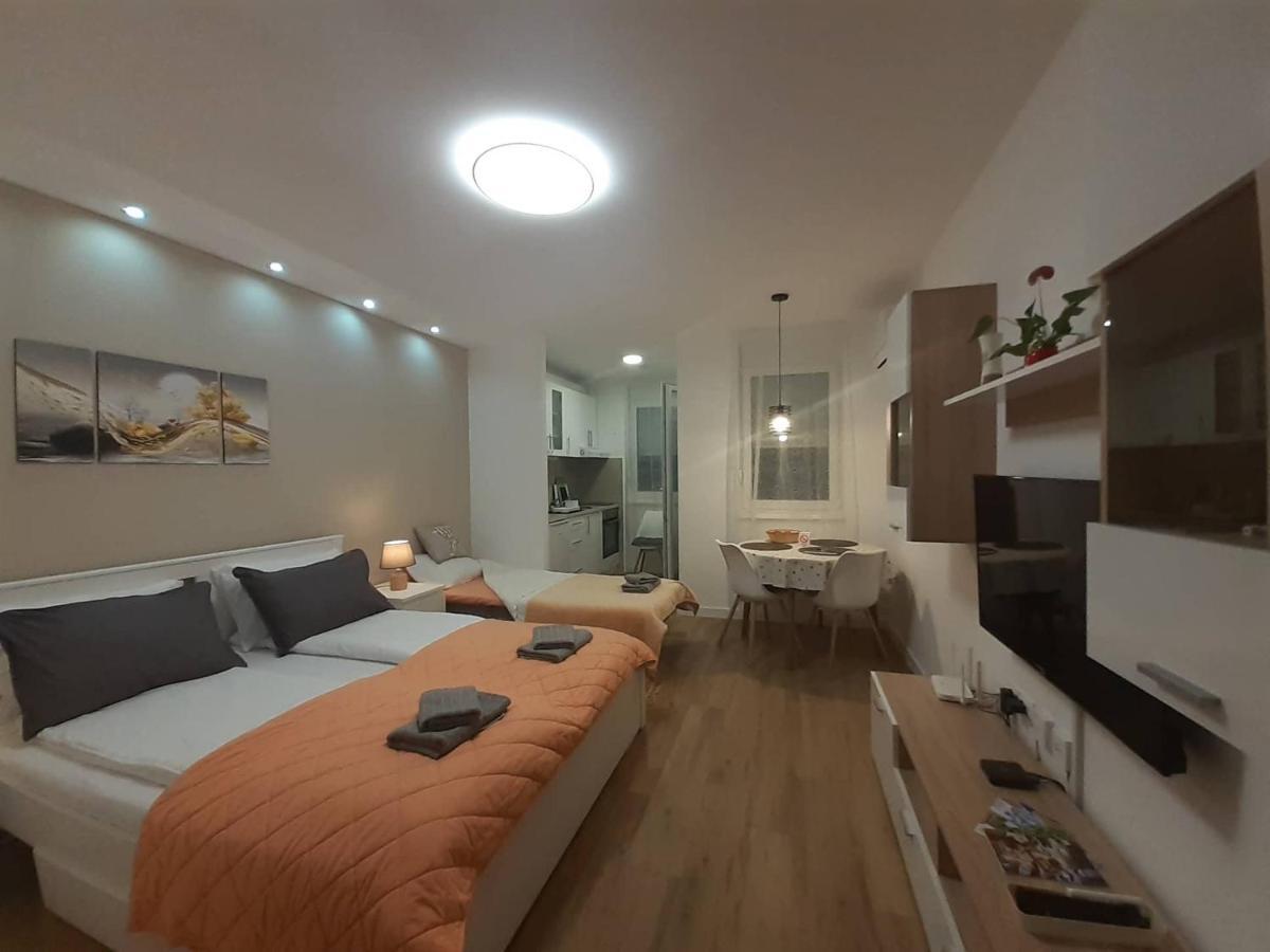 Apartments Biro Суботиця Екстер'єр фото